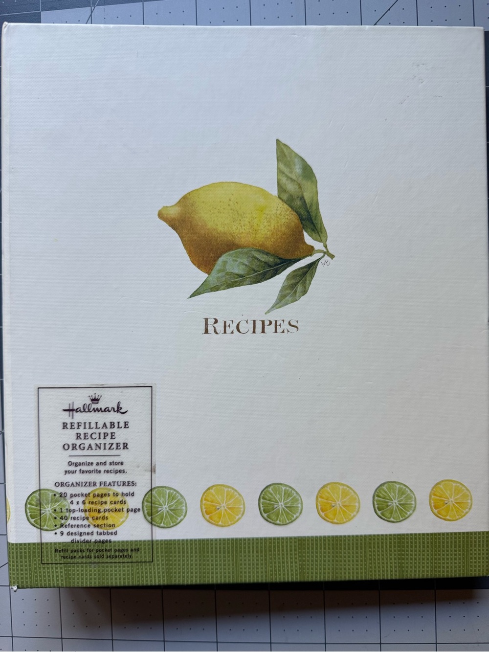 Hallmark NWOT Refillable Recipe Organizer Binder Lemon Lime Theme
